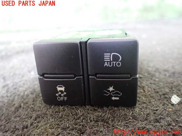 1UPJ-25526306]エスティマハイブリッド(AHR20W)スイッチ1 (オートハイビーム他) 中古_m0001.jpg