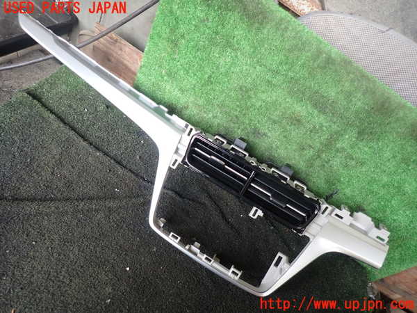 1UPJ-25527526]エスティマハイブリッド(AHR20W)エアコン吹き出し口1 中古_m0001.jpg