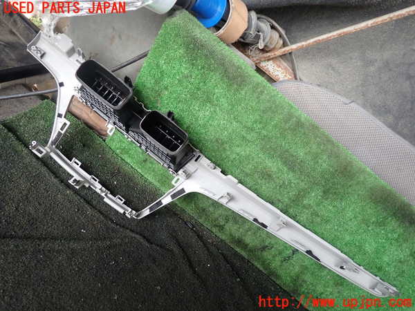 1UPJ-25527526]エスティマハイブリッド(AHR20W)エアコン吹き出し口1 中古_m0002.jpg