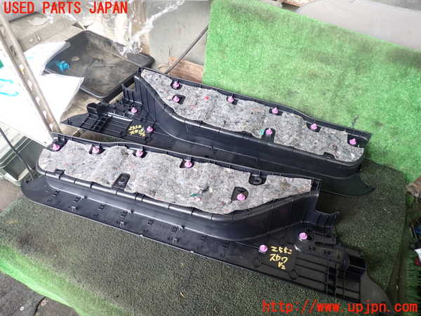 1UPJ-25527740]エスティマハイブリッド(AHR20W)スカッフプレート 中古_m0002.jpg