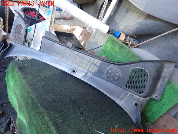 5UPJ-25531190]ボルボ・XC60(DD4204TXC)カウルトップ 中古_m0001.jpg