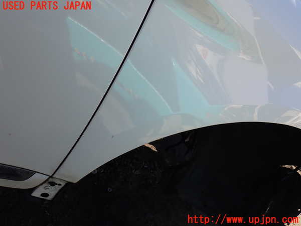 5UPJ-25531080]ボルボ・XC60(DD4204TXC)右前フェンダー 中古_m0004.jpg