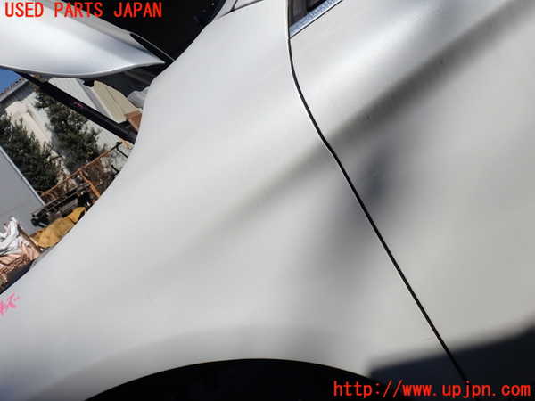 5UPJ-25531082]ボルボ・XC60(DD4204TXC)左前フェンダー 中古_m0004.jpg