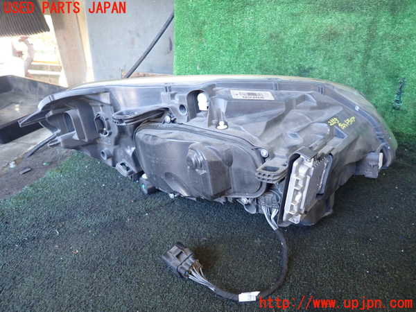 1UPJ-25531132]ボルボ・XC60(DD4204TXC)左ヘッドライト HID 中古_m0003.jpg
