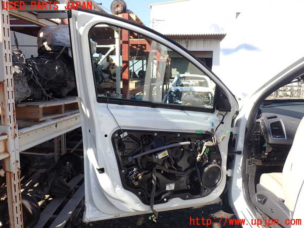 5UPJ-25531260]ボルボ・XC60(DD4204TXC)左前ドア 43R-001026 中古_m0004.jpg