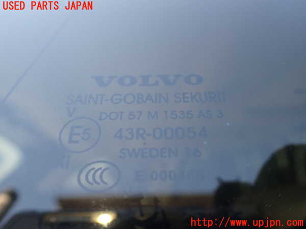 1UPJ-25531380]ボルボ・XC60(DD4204TXC)右クォーターガラス 43R-00054 中古_m0002.jpg