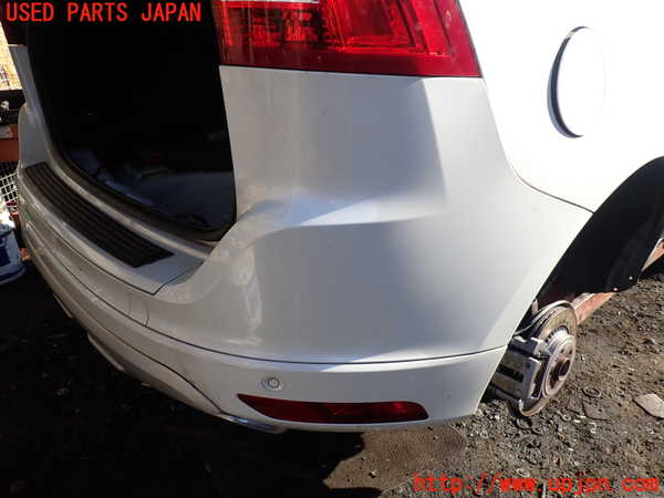 5UPJ-25531610]ボルボ・XC60(DD4204TXC)リアバンパー 中古_m0003.jpg