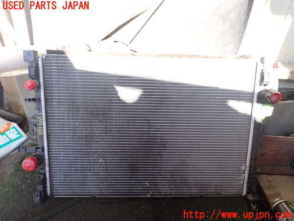 1UPJ-25532321]ボルボ・XC60(DD4204TXC)ラジエーター1 中古_m0001.jpg