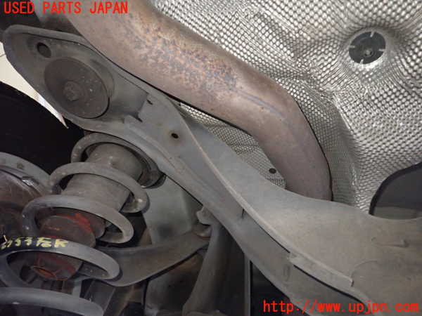 5UPJ-25535295]ボルボ・XC60(DD4204TXC)リアメンバー 中古_m0003.jpg