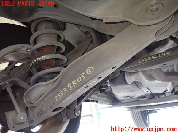 5UPJ-25535227]ボルボ・XC60(DD4204TXC)左リアロアアーム2 中古_m0001.jpg