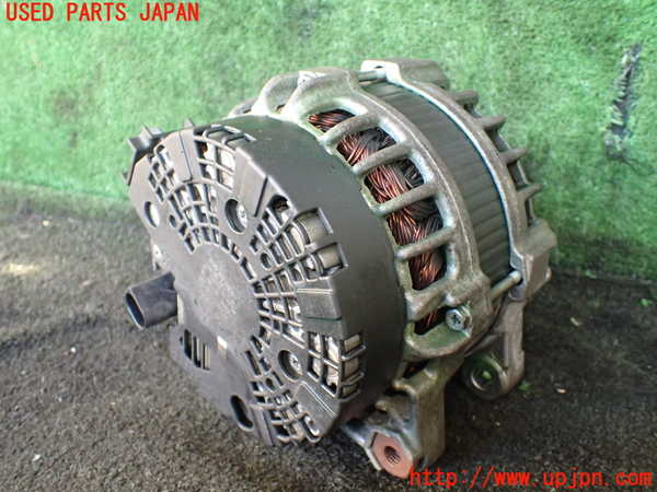 5UPJ-25536015]ボルボ・XC60(DD4204TXC)オルタネーター(ダイナモ) 中古_m0002.jpg