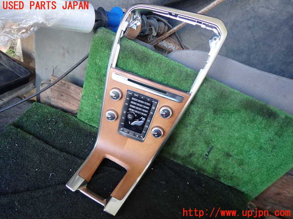 1UPJ-25536066]ボルボ・XC60(DD4204TXC)エアコンスイッチ1 中古_m0001.jpg