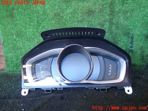 1UPJ-25536170]ボルボ・XC60(DD4204TXC)スピードメーター 中古_m0001.jpg