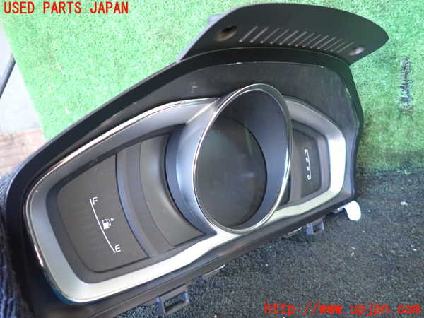 1UPJ-25536170]ボルボ・XC60(DD4204TXC)スピードメーター 中古_m0002.jpg