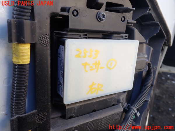 1UPJ-25536381]ボルボ・XC60(DD4204TXC)センサー1 中古_m0001.jpg