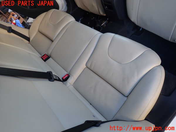 1UPJ-25537385]ボルボ・XC60(DD4204TXC)リアシート 中古_m0003.jpg