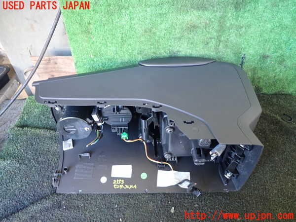 1UPJ-25537540]ボルボ・XC60(DD4204TXC)センターコンソール 中古_m0004.jpg