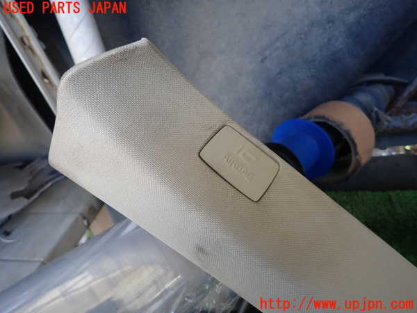 5UPJ-25537660]ボルボ・XC60(DD4204TXC)左フロントピラートリム 中古_m0002.jpg