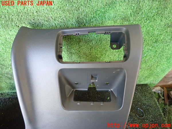 5UPJ-25537691]ボルボ・XC60(DD4204TXC)内装トリム類1 中古_m0002.jpg