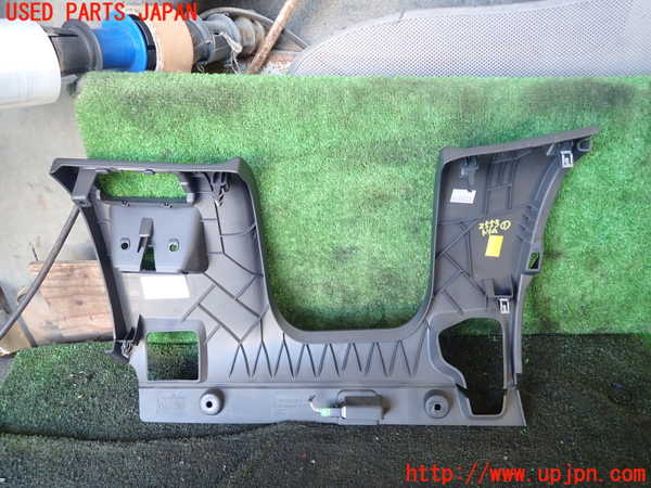 5UPJ-25537691]ボルボ・XC60(DD4204TXC)内装トリム類1 中古_m0003.jpg