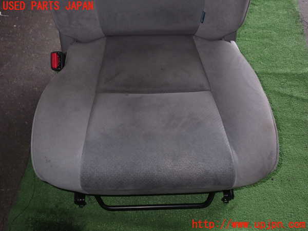 1UPJ-25557065]アルファードV(ANH10W)助手席シート 中古_m0003.jpg