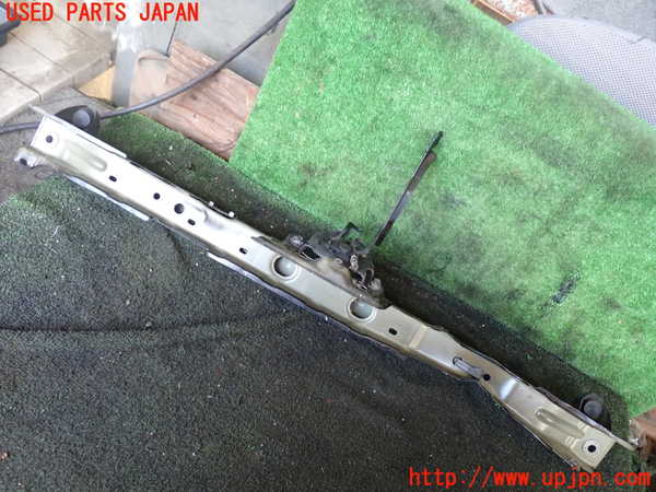 5UPJ-25561040]エスティマ(ACR50W)アッパーコアサポート 【ジャンク】_m0003.jpg