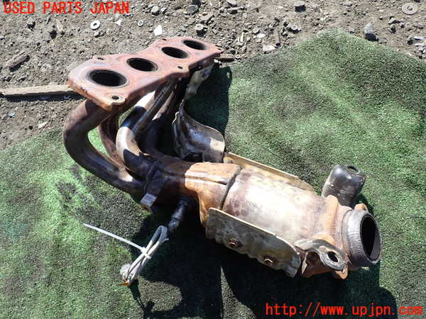 1UPJ-25562041]エスティマ(ACR50W)エキマニ1 中古_m0001.jpg