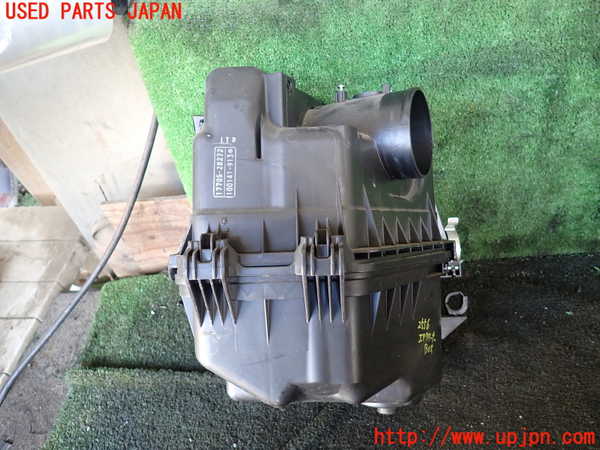 1UPJ-25562560]エスティマ(ACR50W)エアクリーナーボックス 中古_m0001.jpg