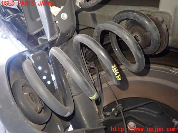 5UPJ-25565100]エスティマ(ACR50W)右リアスプリング 中古_m0001.jpg