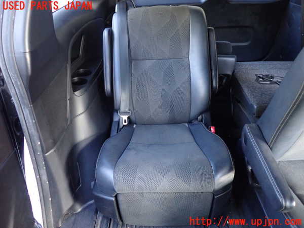 5UPJ-25567145]エスティマ(ACR50W)右2列目シート 中古_m0001.jpg