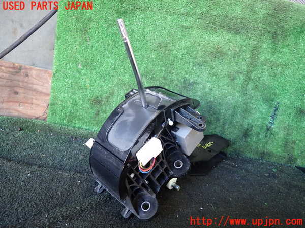 5UPJ-25567555]エスティマ(ACR50W)ATシフトレバー 中古_m0001.jpg