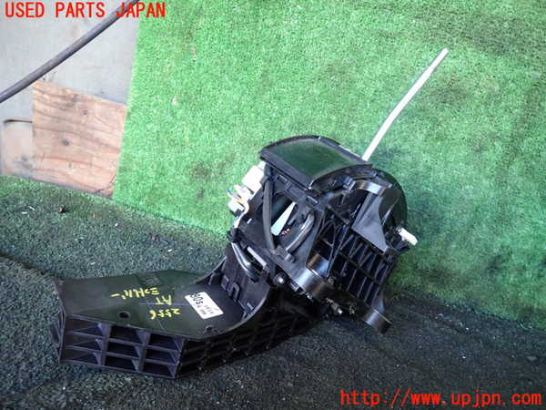 5UPJ-25567555]エスティマ(ACR50W)ATシフトレバー 中古_m0002.jpg