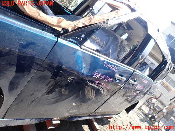 5UPJ-25571260]セレナ e-POWER(GFC28 C28系)左前ドア ジャンク部品取り_m0001.jpg