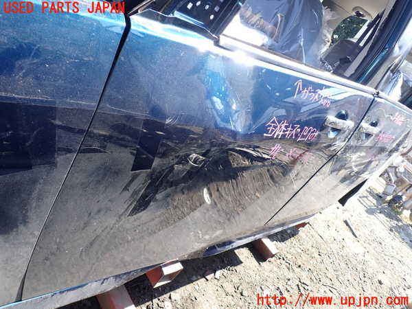 5UPJ-25571260]セレナ e-POWER(GFC28 C28系)左前ドア ジャンク部品取り_m0004.jpg