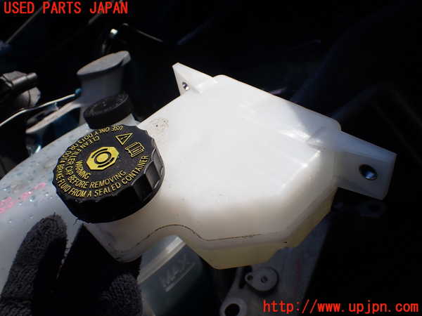 5UPJ-25574050]セレナ e-POWER(GFC28 C28系)ブレーキマスターシリンダー 中古_m0003.jpg