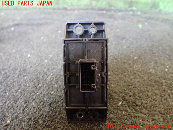5UPJ-25576306]セレナ e-POWER(GFC28 C28系)スイッチ1 (電動パーキング オートホールド) 中古_m0002.jpg