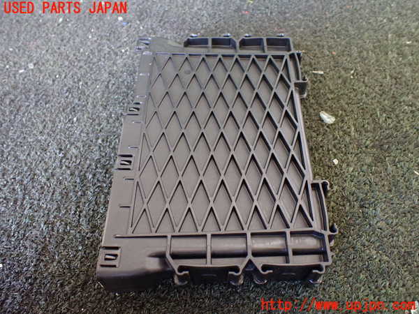 5UPJ-25576150]セレナ e-POWER(GFC28 C28系)コンピューター5