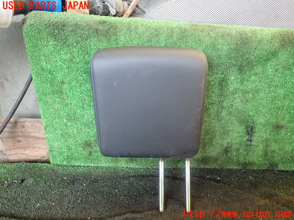 5UPJ-25577220]セレナ e-POWER(GFC28 C28系)3列目ヘッドレスト 中古_m0001.jpg
