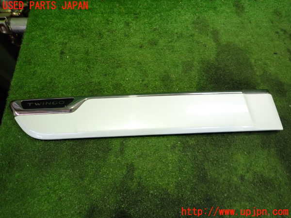 5UPJ-25581292]ルノー・トゥインゴ(AHH4B)右後ドアパネル 中古_m0001.jpg
