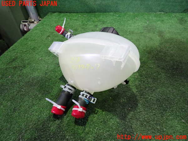 2UPJ-25582410]ルノー・トゥインゴ(AHH4B)ラジエータータンク 中古_m0002.jpg