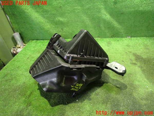 2UPJ-25582560]ルノー・トゥインゴ(AHH4B)エアクリーナーボックス 中古_m0002.jpg