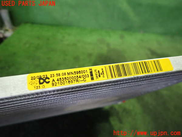2UPJ-25586031]ルノー・トゥインゴ(AHH4B)エアコンコンデンサー1 中古_m0003.jpg