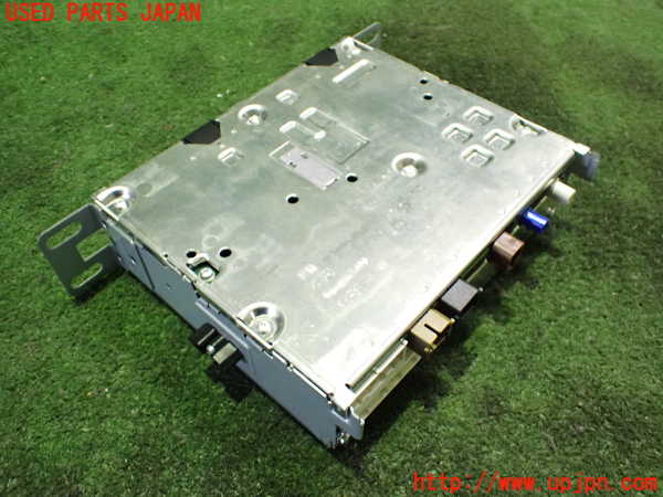2UPJ-25586470]ルノー・トゥインゴ(AHH4B)ラジオ 中古_m0002.jpg