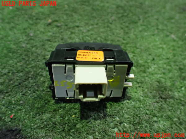 2UPJ-25586307]ルノー・トゥインゴ(AHH4B)スイッチ2 中古_m0002.jpg