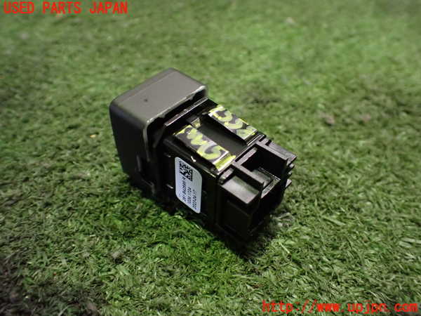 5UPJ-25586310]ルノー・トゥインゴ(AHH4B)スイッチ5 (ECO) 中古_m0002.jpg