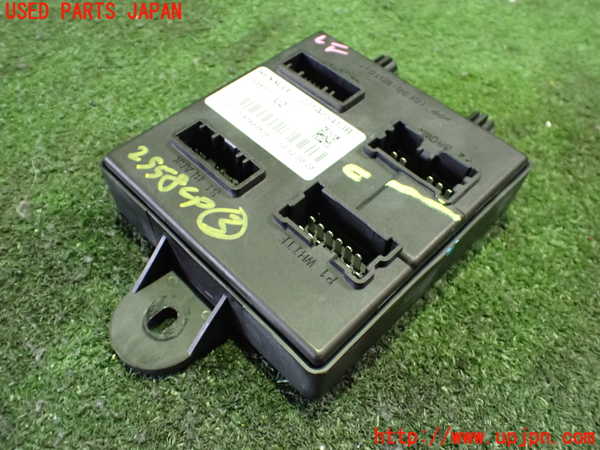 2UPJ-25586148]ルノー・トゥインゴ(AHH4B)コンピューター3 中古_m0001.jpg