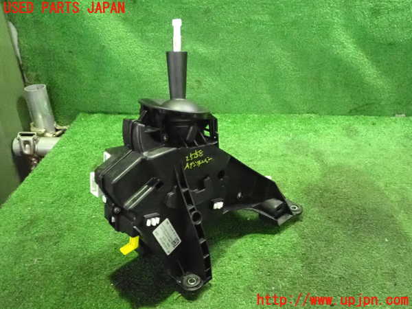 2UPJ-25587555]ルノー・トゥインゴ(AHH4B)ATシフトレバー 中古_m0001.jpg