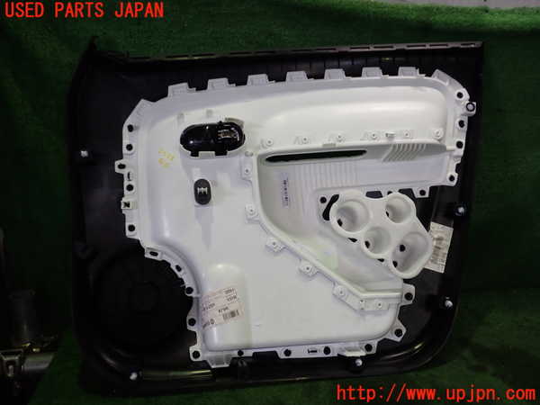 2UPJ-25581264]ルノー・トゥインゴ(AHH4B)左前ドア内張り 中古_m0002.jpg