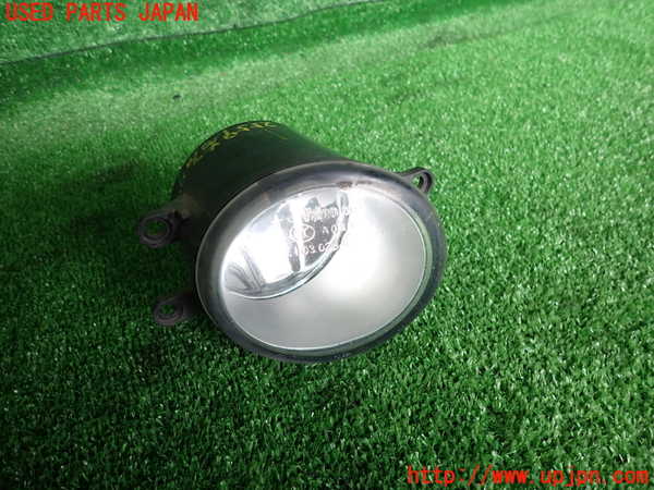 2UPJ-25591180]レクサス・IS F(USE20)右フォグ 中古_m0001.jpg