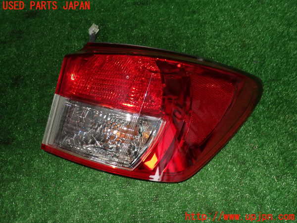 2UPJ-25591530]レクサス・IS F(USE20)右テールランプ 中古_m0001.jpg